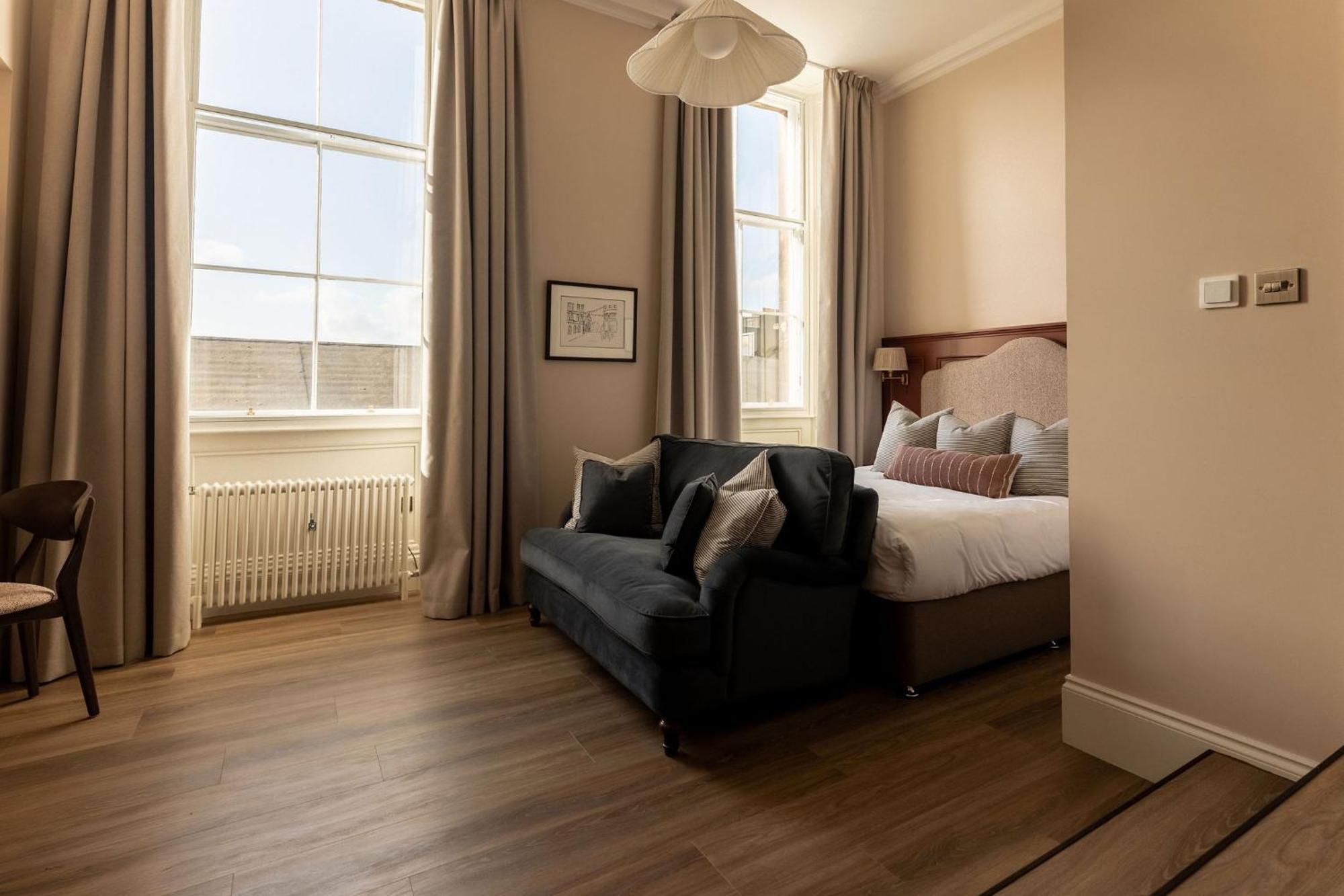 Moment George IV Bridge Hotel Edinburgh Exterior photo