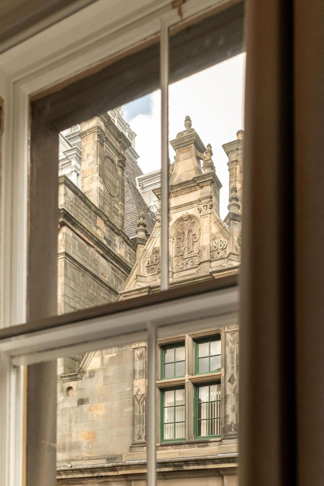 Moment George IV Bridge Hotel Edinburgh Exterior photo
