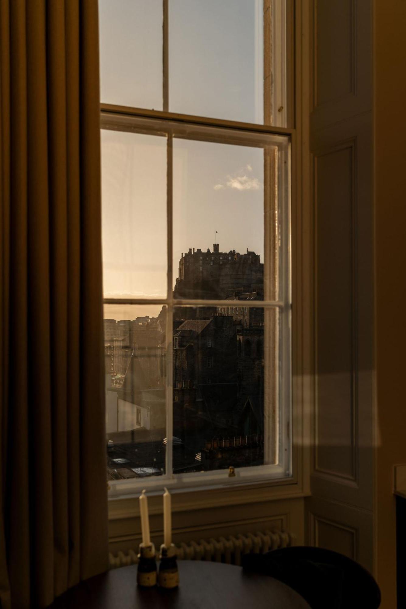 Moment George IV Bridge Hotel Edinburgh Exterior photo